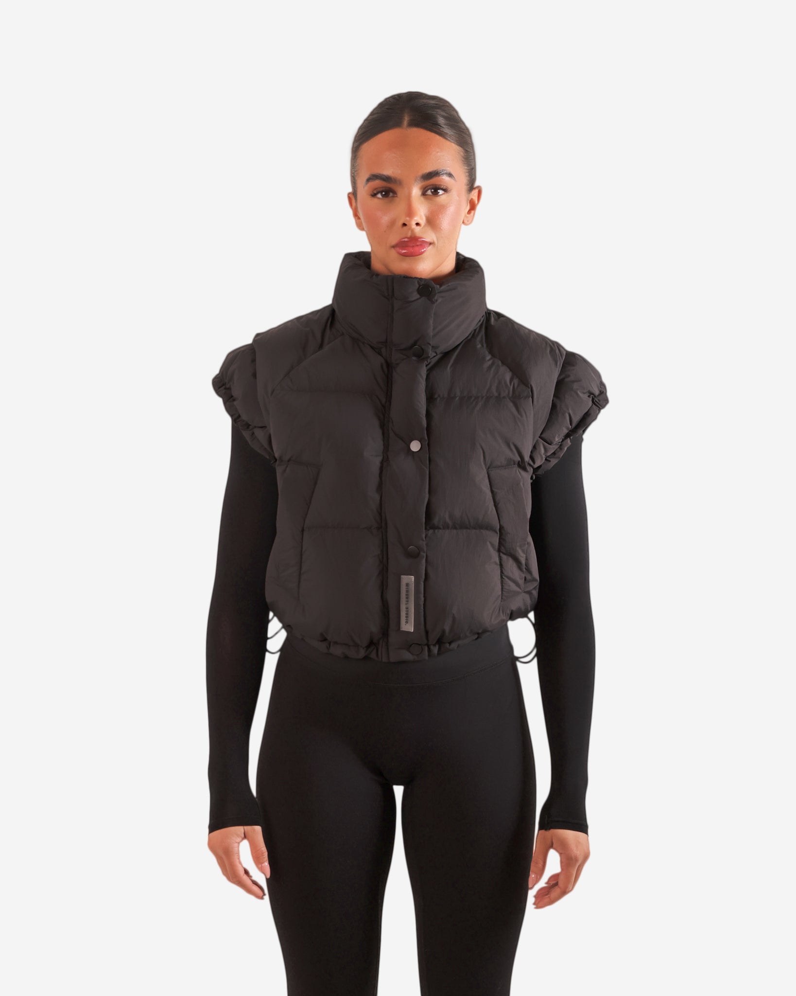 Shoulder Gilet - Black – MINERYL STUDIO