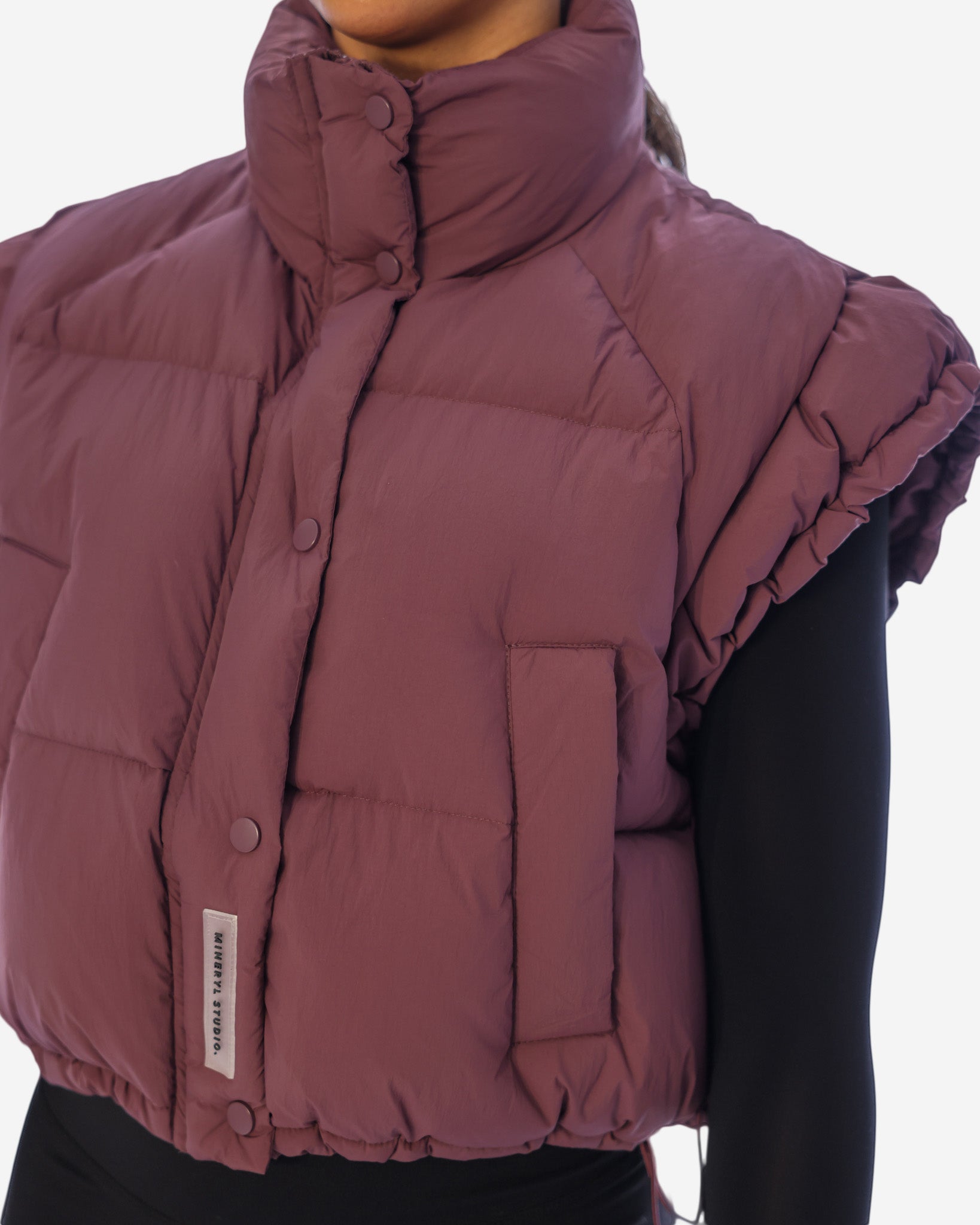 Shoulder Gilet - Plum