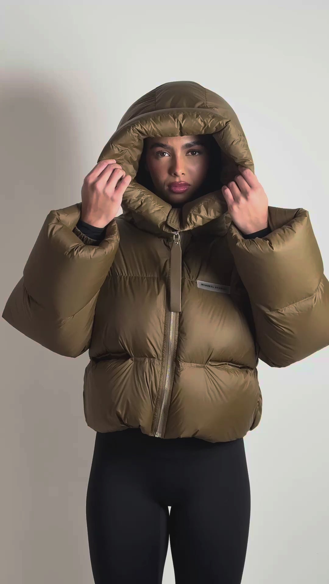 Eskimo Down - Gold Mocha